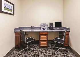 La Quinta Inn & Suites by Wyndham Paris