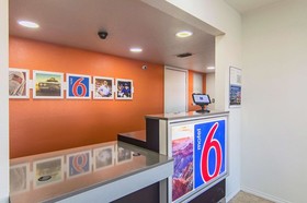 Motel 6 Paris Tx
