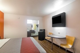 Motel 6 Paris Tx