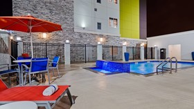 Best Western Plus Pasadena Inn & Suites