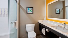 Best Western Plus Pasadena Inn & Suites