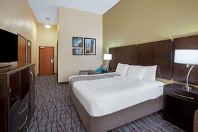 La Quinta Inn & Suites by Wyndham Pasadena North