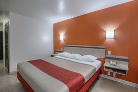 Motel 6 Pasadena Tx