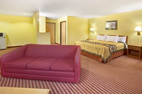 Super 8 by Wyndham Pasadena