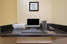 La Quinta Inn & Suites by Wyndham Pearland - Houston South