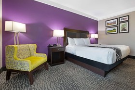 La Quinta Inn & Suites by Wyndham Pearland - Houston South
