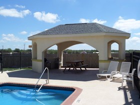 Baymont by Wyndham Pearsall
