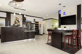 Horizon Inn & Suites - Pearsall