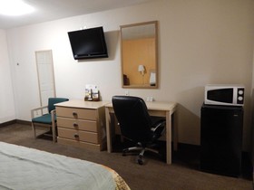 Pearsall Executive Inn And Suites