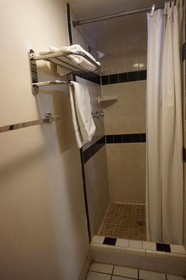 Pearsall Executive Inn And Suites