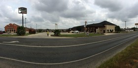 Pearsall Inn and Suites