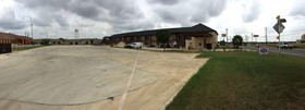 Pearsall Inn and Suites