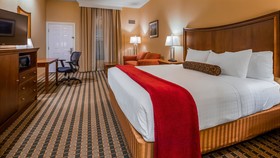 Best Western Plus Swiss Chalet Hotel & Suites