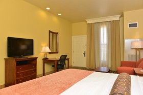 Best Western Plus Swiss Chalet Hotel & Suites