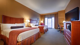 Best Western Plus Swiss Chalet Hotel & Suites