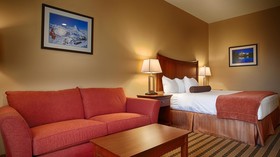 Best Western Plus Swiss Chalet Hotel & Suites