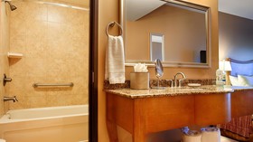 Best Western Plus Swiss Chalet Hotel & Suites