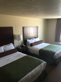 Cobblestone Hotel & Suites Pecos