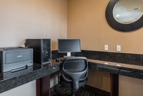 Cobblestone Hotel & Suites Pecos