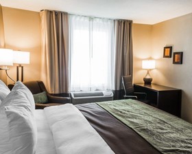 Comfort Inn & Suites