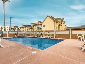La Quinta Inn & Suites by Wyndham Pharr - Rio Grande Valley