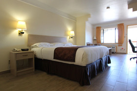 Texas Inn & Suites
