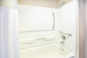 Baymont by Wyndham Plano