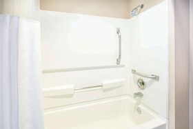 Baymont by Wyndham Plano