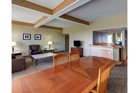 Deluxe Inn Plano
