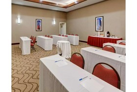 Deluxe Inn Plano