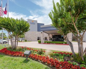 Deluxe Inn Plano