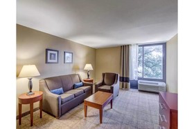 Deluxe Inn Plano