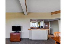 Deluxe Inn Plano