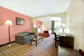 Days Inn by Wyndham Dallas Plano
