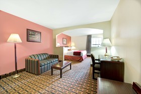 Days Inn by Wyndham Dallas Plano