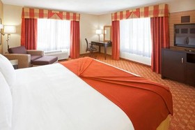 Holiday Inn Express & Suites Plano West - Frisco