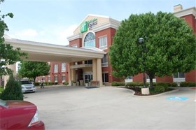 Holiday Inn Express & Suites Plano West - Frisco