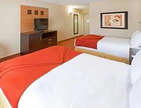 Holiday Inn Express & Suites Plano West - Frisco