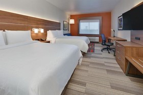 Holiday Inn Express & Suites Plano East