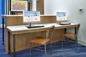Holiday Inn Express & Suites Plano East