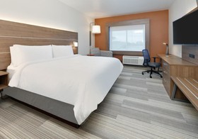 Holiday Inn Express & Suites Plano East