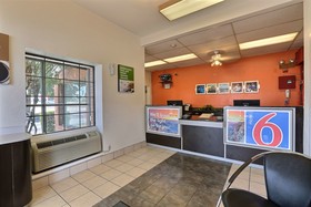 Motel 6 Dallas - Plano Northeast