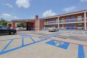 Motel 6 Dallas - Plano Northeast