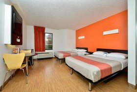 Motel 6 West Plano