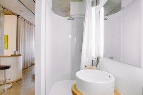 NYLO Dallas Plano Hotel, Tapestry Collection by Hilton