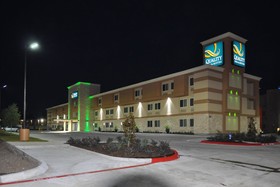 Quality Inn & Suites Plano East - Richardson