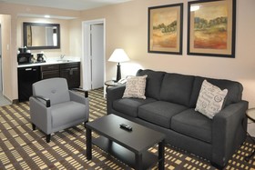 Quality Inn & Suites Plano East - Richardson