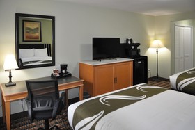 Quality Inn & Suites Plano East - Richardson