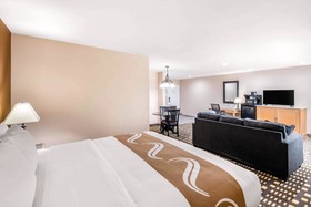 Quality Inn & Suites Plano East - Richardson