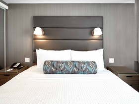 Sandman Signature Plano Frisco Texas Hotel